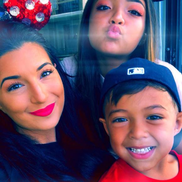 Meet your Posher, Ashley - Picture 1 of 1